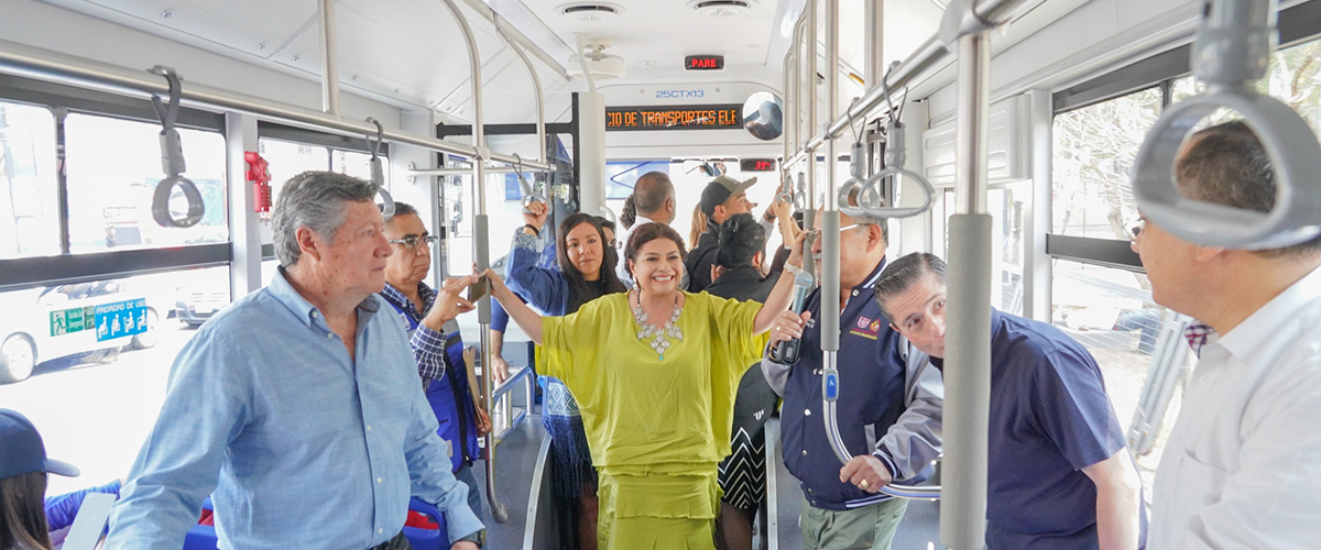 Pusimos en marcha 14 nuevos trolebuses en beneficio de 30 mil usuarios diarios